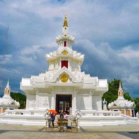 Pura Nakhon Hotel ناخون سي ثامارات المظهر الخارجي الصورة