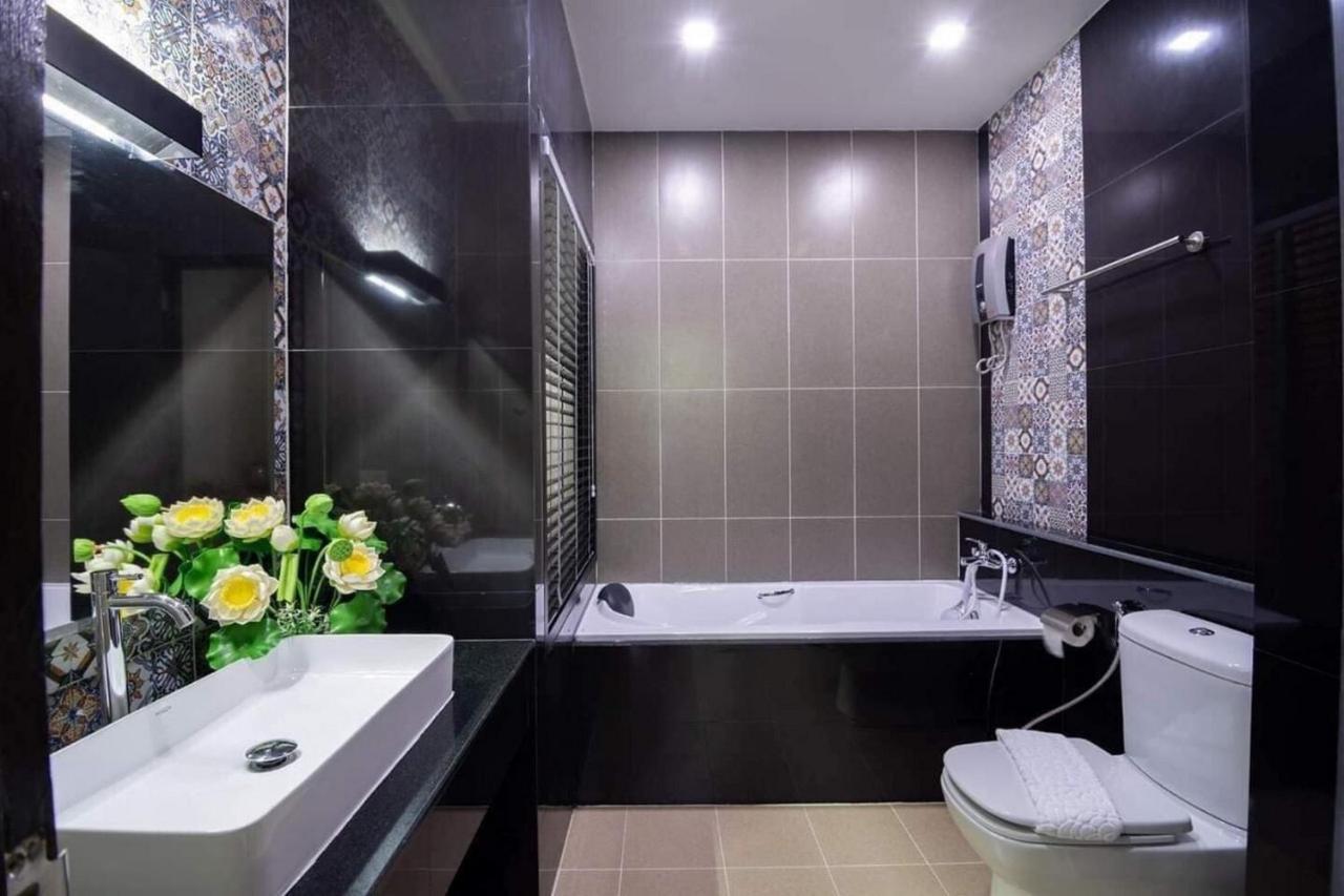 Pura Nakhon Hotel ناخون سي ثامارات المظهر الخارجي الصورة